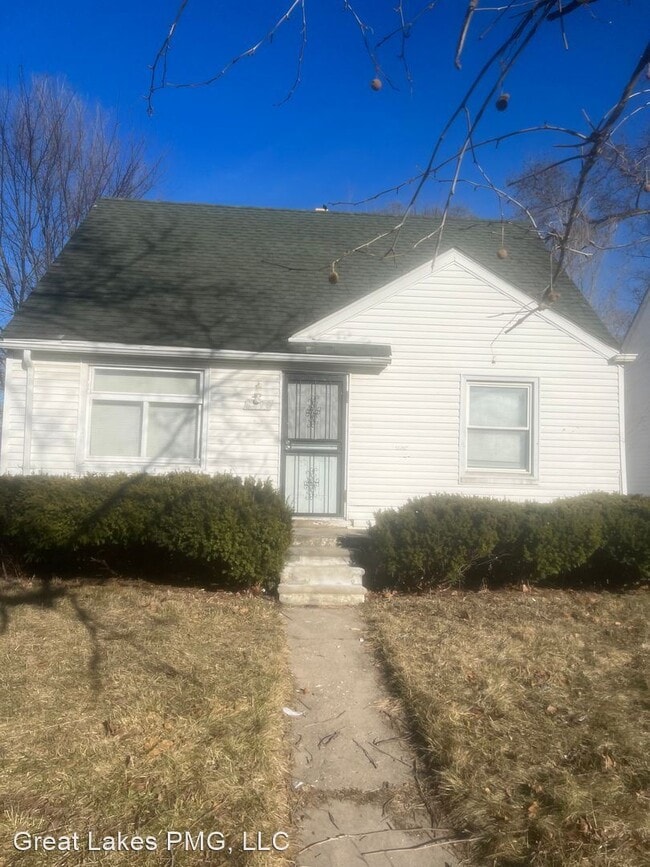3 br, 1 bath House 8490 Auburn 8490 Auburn St Detroit MI 48228