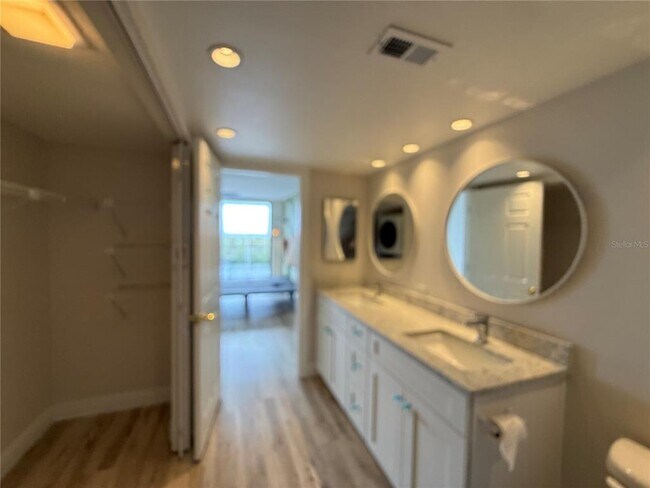 Building Photo - 4823 Ebbtide Ln