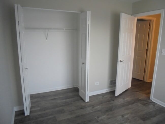 Building Photo - 3110 Ronan Dr