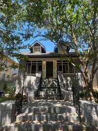 Building Photo - 6 BR Home on Broadway with Pool, Available...