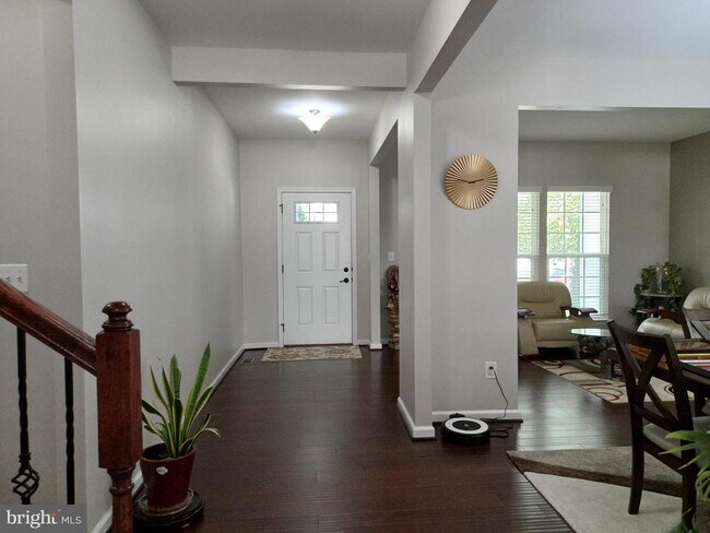Building Photo - 25501 Emerson Oaks Dr