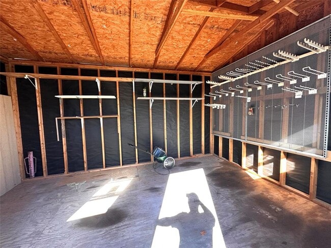 Building Photo - 2500 Biggs Dr