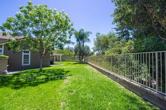 Building Photo - 23502 Northfield Ct