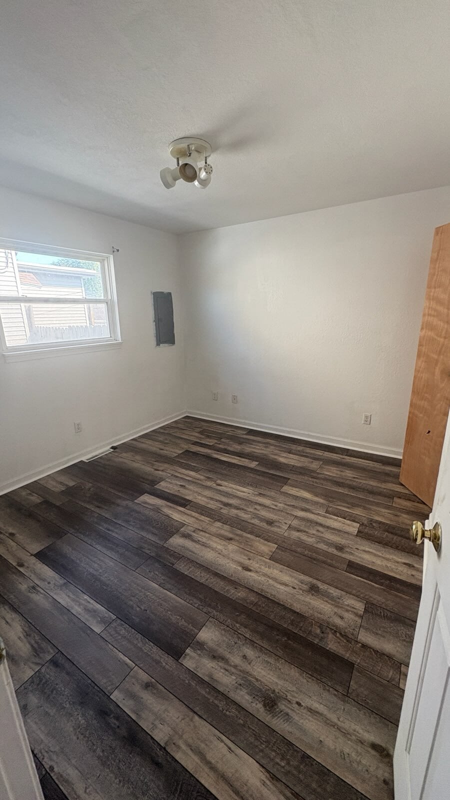 bedroom 2/2 - 1012 Woodward Ave