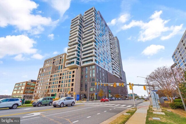 Building Photo - 1650 Silver Hill Dr