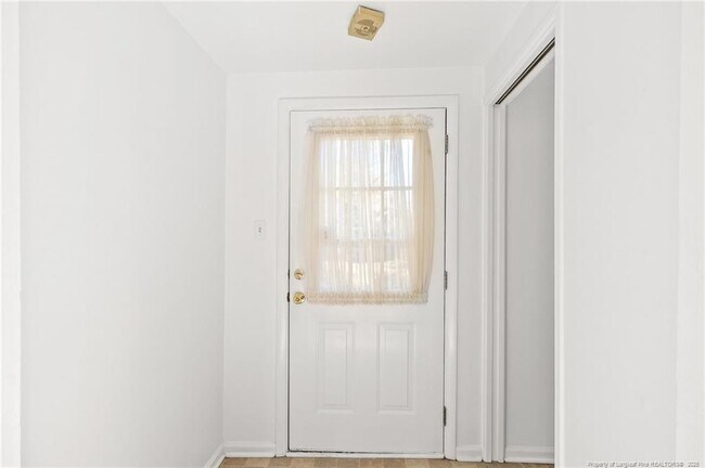 Building Photo - 315 Fairfield Rd