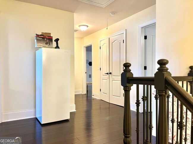 Building Photo - 440 Highgate Dr