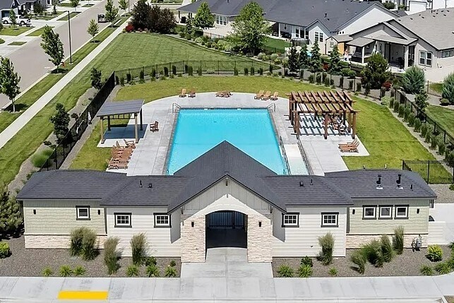 Building Photo - 9042 S La Pampa Way