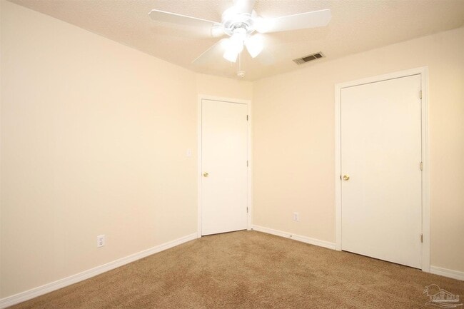 Building Photo - 7033 Weatherwood Dr
