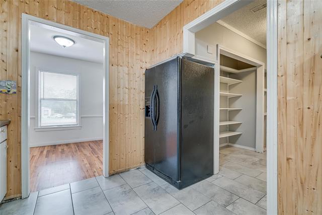 Building Photo - 7400 Llano Ave