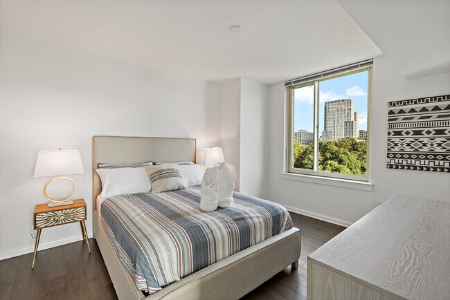 Building Photo - 8520 Tyco Rd