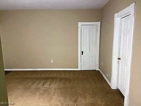 Building Photo - 431 Stinaff St