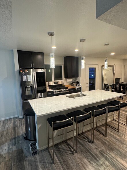 Building Photo - 4925 Enid Way