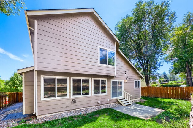 Building Photo - 885 Marlstone Pl