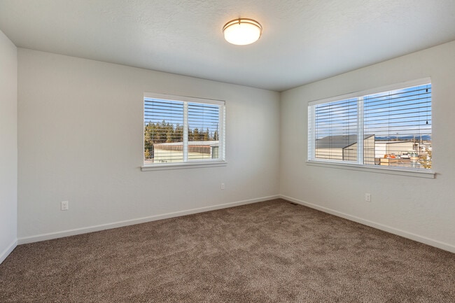 Building Photo - 1414 Mordyl Loop