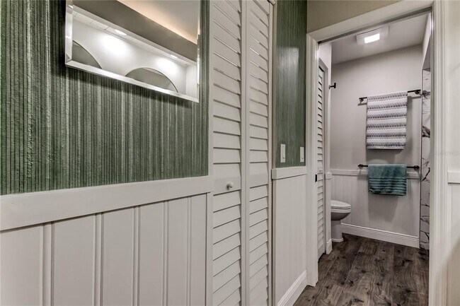 Building Photo - 2673 Sabal Springs Cir