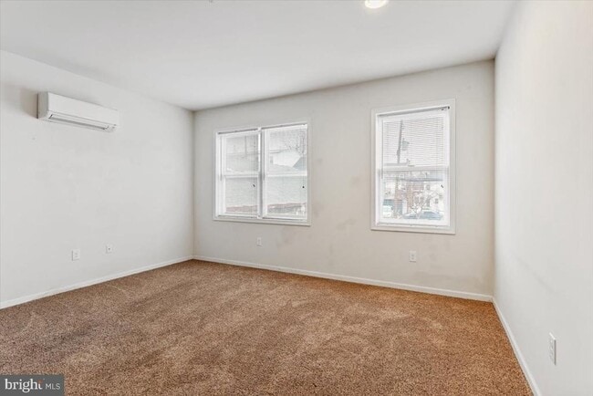 Primary Photo - 316 Bridge St