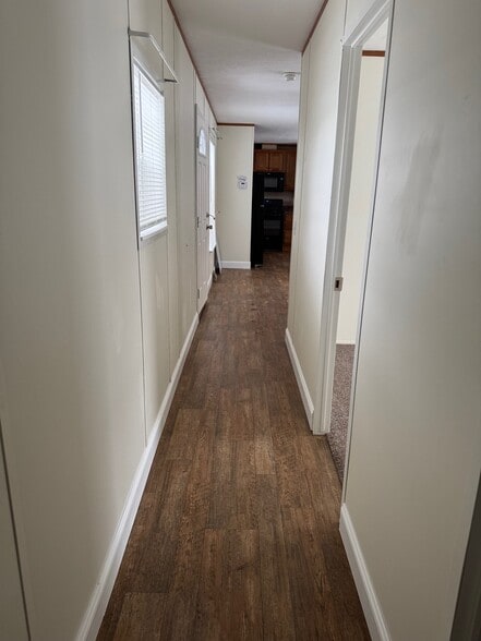 Building Photo - 75 Terrace Ct