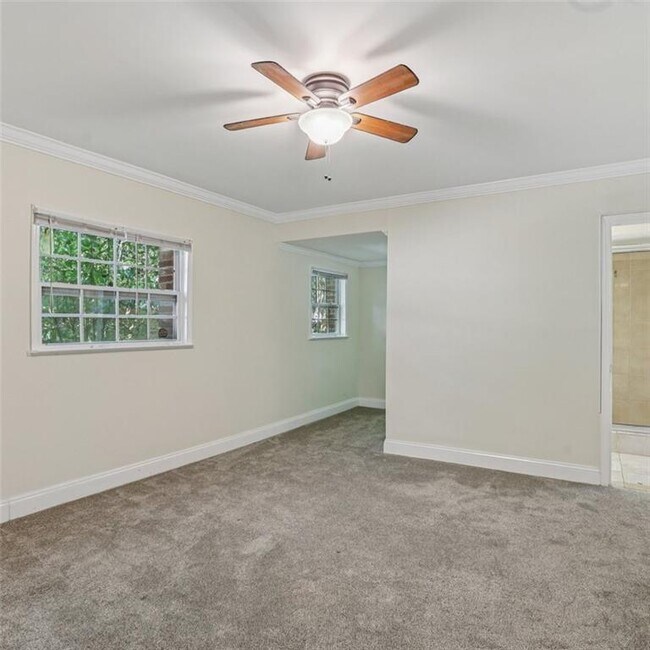 Building Photo - 3859 Peachtree Dunwoody Rd