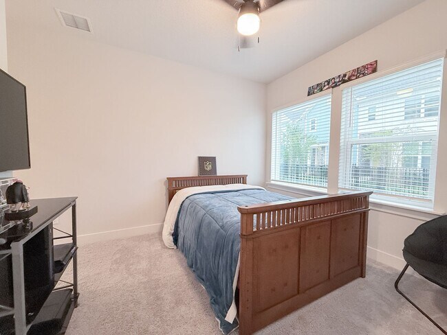 Building Photo - Resort-Style Living in eTown | Gated Community + Top Amenities