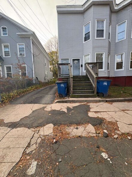 Building Photo - 56 Gilbert Ave