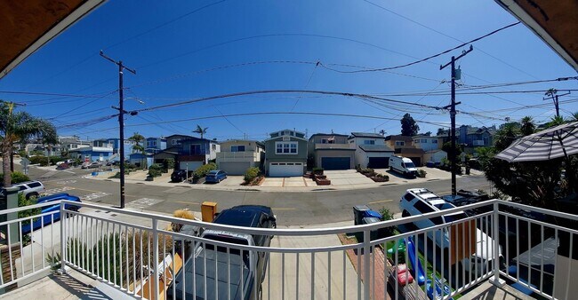 Building Photo - 3/4 mile to beach 3BR in Redondo Beach