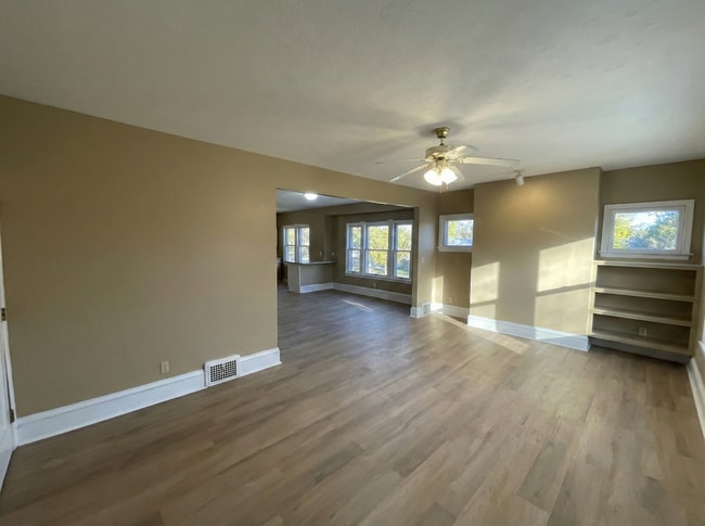 Building Photo - 4804 E 84th St