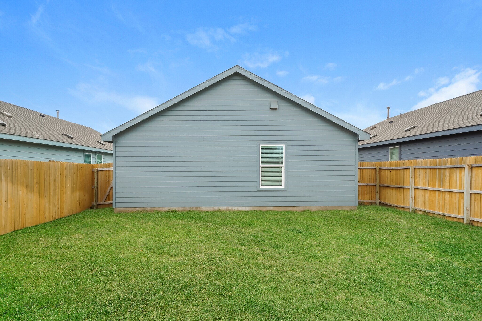 Building Photo - 4243 Southton Mere