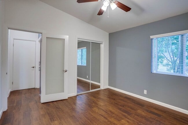 Building Photo - 3105 W 27th St