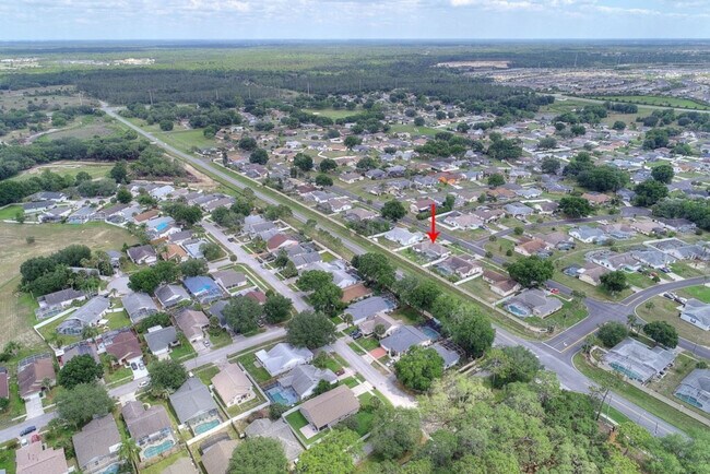 Building Photo - 7725 Indian Ridge Trail N