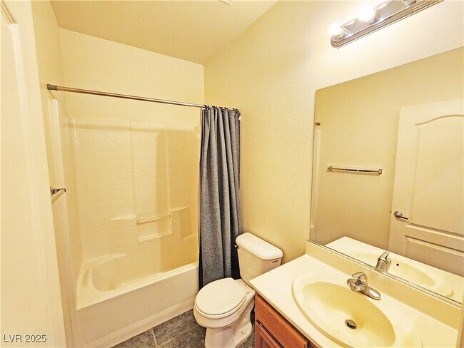 Building Photo - 5434 Cansano St