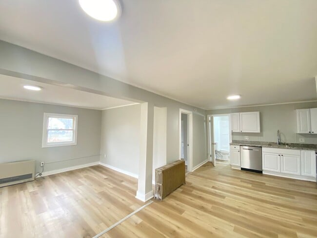 Building Photo - 241 S Main St