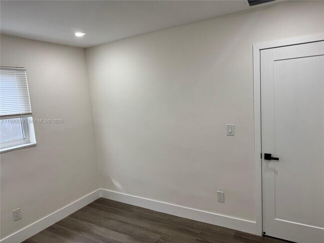 Building Photo - 18831 NW 42nd Ct