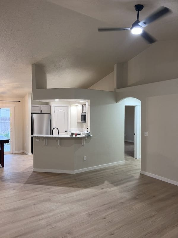 Building Photo - 1513 W Roston Ct
