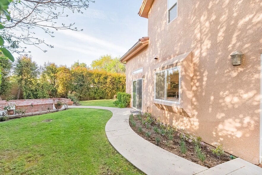 Building Photo - 17333 San Jose St