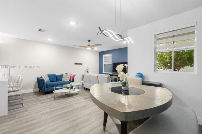 Building Photo - 110 SW 171st Wy