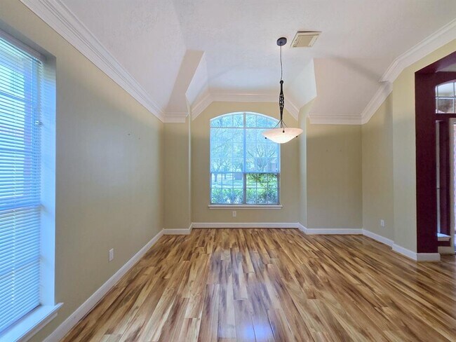 Building Photo - 5118 Rebel Ridge Dr