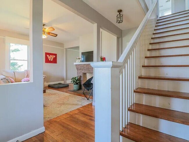 Building Photo - 3342 Yellow Sulphur Rd