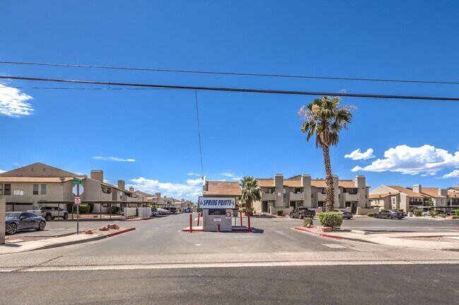 Building Photo - Charming Condo for Rent