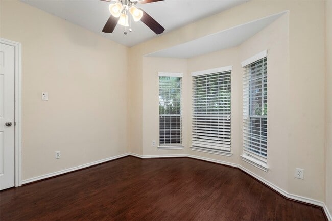 Building Photo - 5719 Indigo Trails Dr