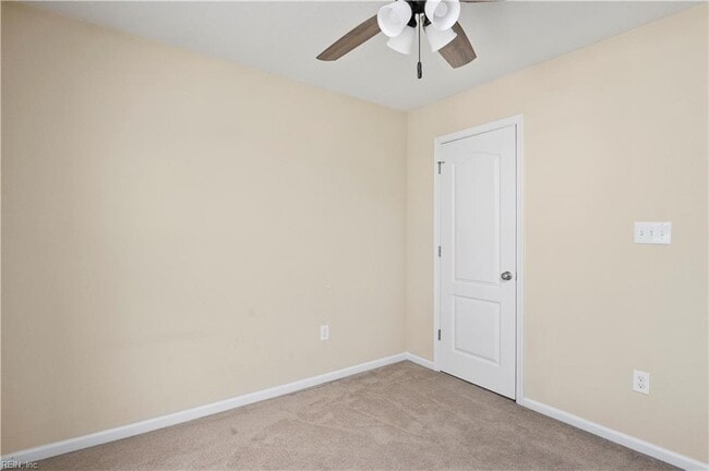 Building Photo - 4956 Almandine Ave