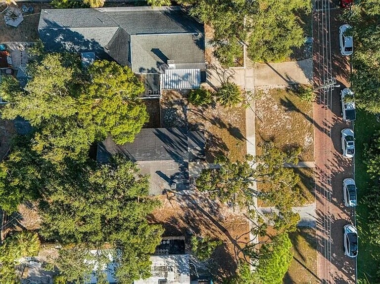 Building Photo - 7327 1st Ave N