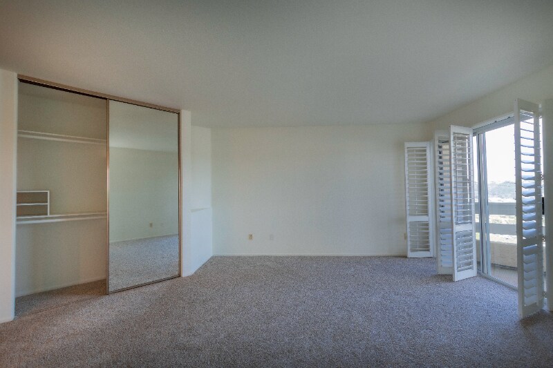 Building Photo - 7027 Camino Degrazia