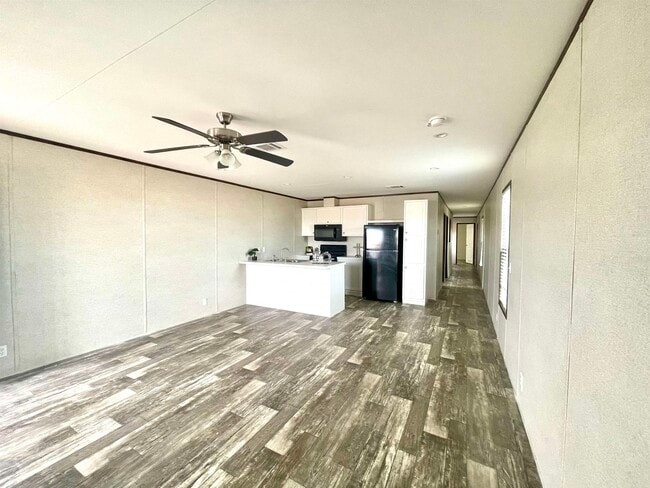 Building Photo - 4201 Santa Maria Ave