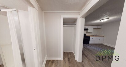 Building Photo - 214 E Elm St