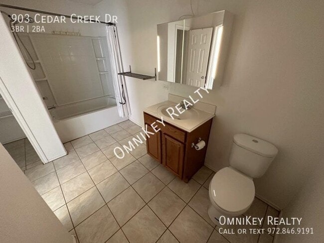Building Photo - 903 Cedar Creek Dr