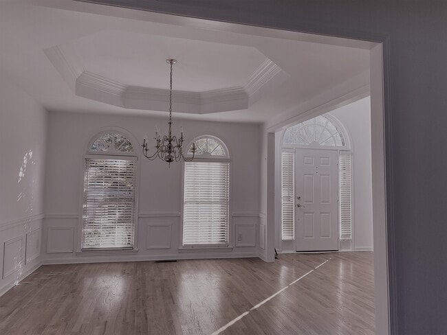 Building Photo - 10920 Donamere Dr