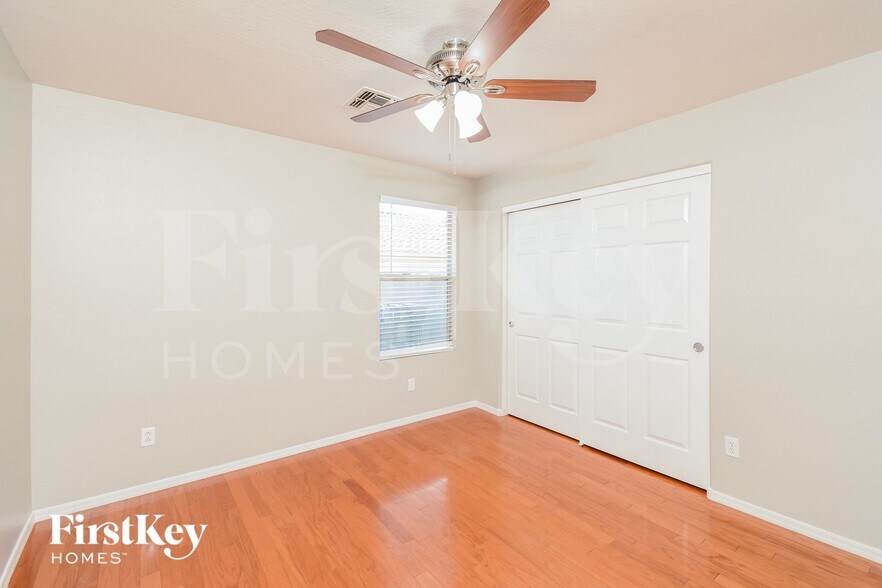 Building Photo - 13960 W Banff Ln