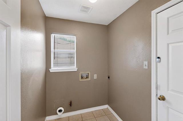Building Photo - 2532 Beau Dr