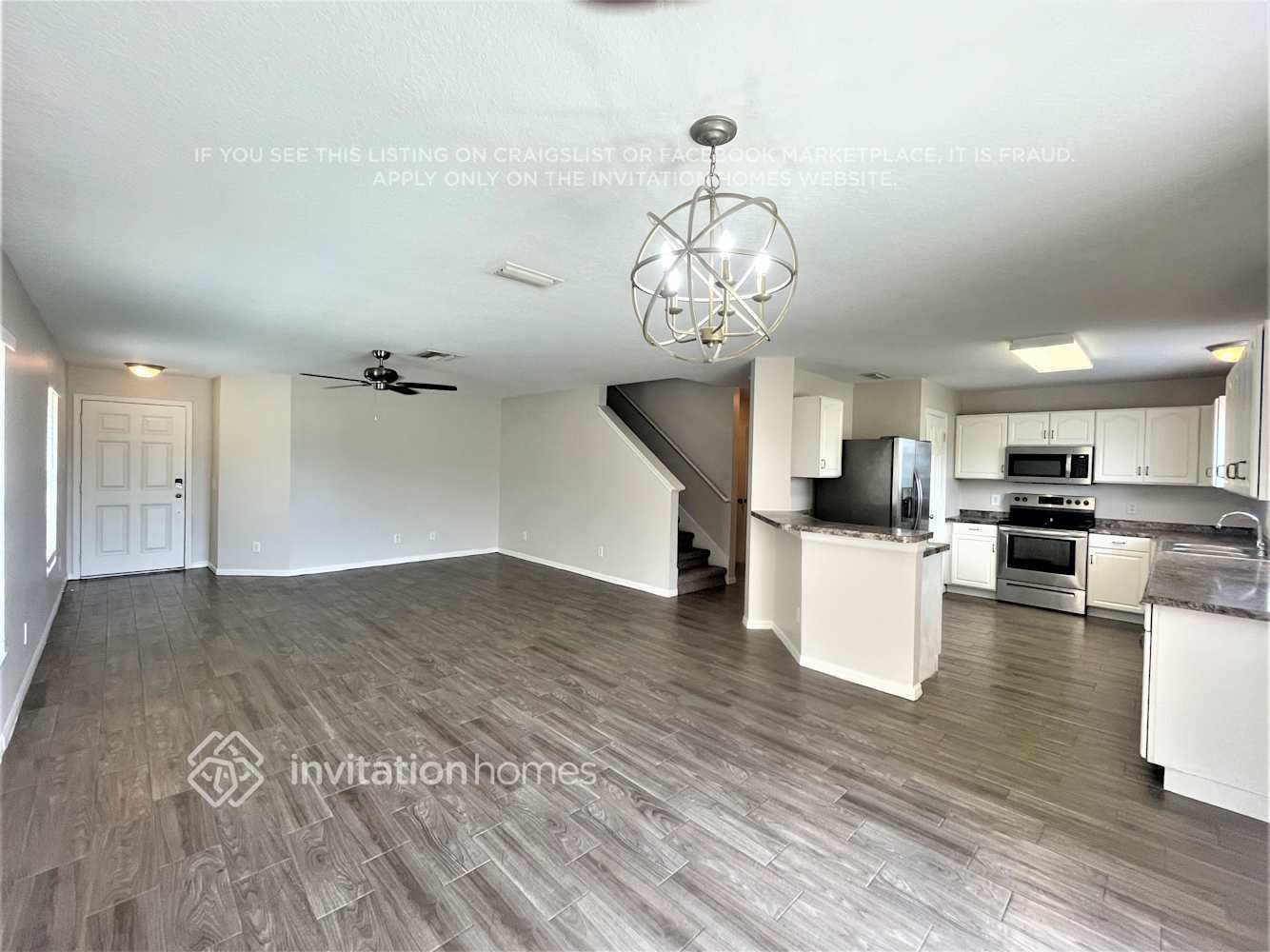 Building Photo - 11017 Golden Silence Dr